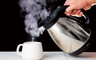 হালকা কুসুম গরম পানি খাওয়ার ১০টি উপকারিতা 15 হালকা কুসুম গরম পানি খাওয়ার ১০টি উপকারিতা